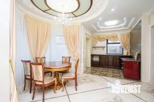 Дом 149м², 3-этажный, на длительный срок,