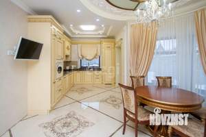 Дом 149м², 3-этажный, на длительный срок,