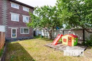 Таунхаус 147м², 3-этажный, участок 2 сот.