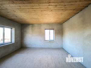 Дом 271м², 3-этажный, участок 15 сот.