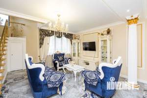 Дом 272м², 2-этажный, участок 7 сот.