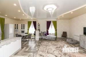 Дом 206м², 2-этажный, участок 10 сот.