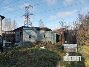 Дом 60м², 2-этажный, участок 6 сот.