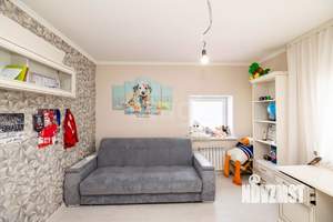 Дом 122м², 2-этажный, участок 9 сот.