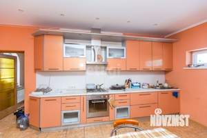 Дом 249м², 2-этажный, участок 6 сот.