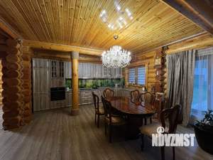 Дом 280м², 3-этажный, участок 15 сот.