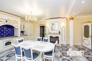 Дом 272м², 2-этажный, участок 7 сот.