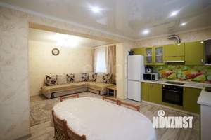 Дом 130м², 2-этажный, участок 6 сот.