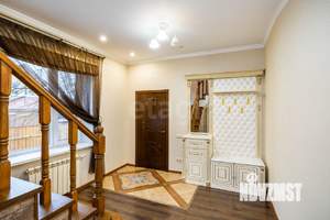 Дом 250м², 2-этажный, участок 7 сот.  