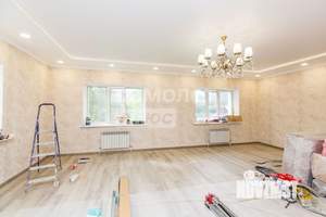 Коттедж 300м², 3-этажный, участок 14 сот.  