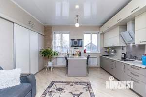 Дом 215м², 2-этажный, участок 15 сот.  