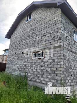 Дом 200м², 2-этажный, участок 5 сот.  