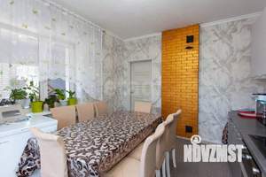 Дом 184м², 2-этажный, участок 6 сот.  