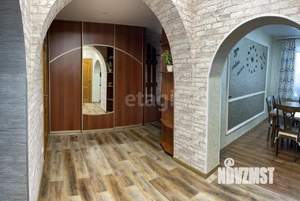 Дом 345м², 3-этажный, участок 10 сот.  