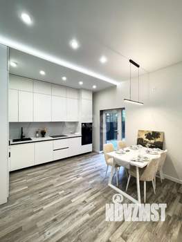 Дом 150м², 2-этажный, участок 6 сот.  