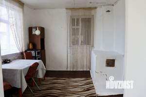 Дом 50м², 2-этажный, участок 6 сот.  