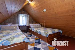Дом 194м², 2-этажный, участок 10 сот.  
