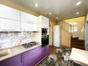 Дом 140м², 2-этажный, участок 9 сот.  