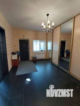Коттедж 250м², 3-этажный, участок 7 сот.  