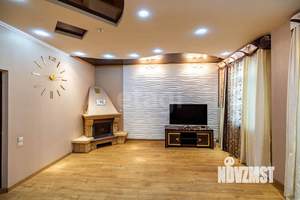 Дом 150м², 2-этажный, участок 6 сот.  