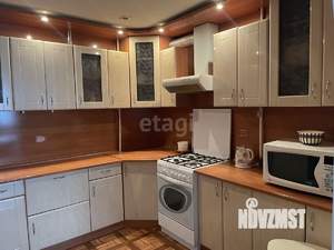 Дом 231м², 3-этажный, участок 6 сот.  
