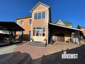 Дом 345м², 3-этажный, участок 10 сот.  