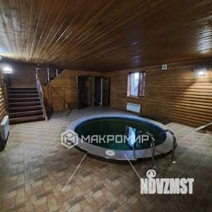 Дом 264м², 2-этажный, участок 7 сот.  