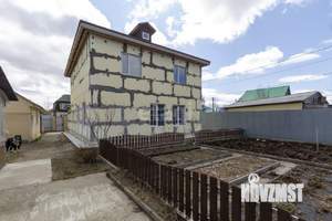 Дом 180м², 2-этажный, участок 6 сот.  