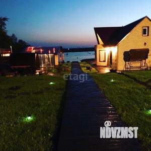 Дом 194м², 2-этажный, участок 10 сот.  