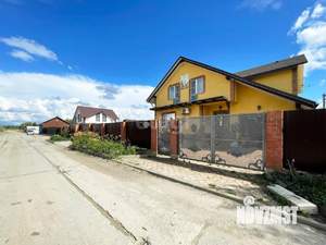 Дом 221м², 2-этажный, участок 8 сот.  