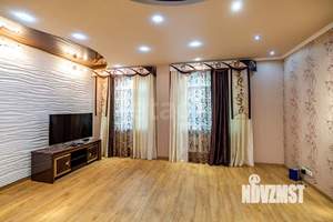 Дом 150м², 2-этажный, участок 6 сот.  