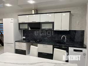 Дом 120м², 2-этажный, участок 6 сот.  