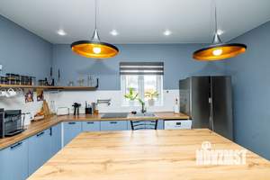 Дача 211м², 2-этажный, участок 0 сот.  