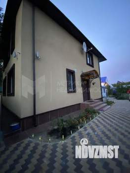 Коттедж 145м², 2-этажный, участок 6 сот.  