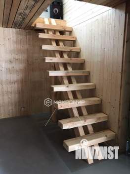 Дом 216м², 2-этажный, участок 6 сот.  