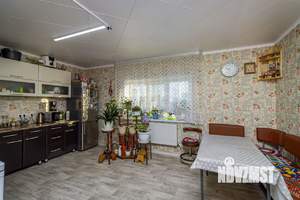 Дом 74м², 2-этажный, участок 6 сот.  