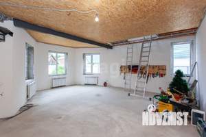 Дом 191м², 2-этажный, участок 6 сот.  