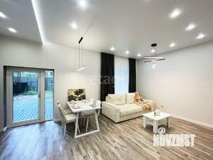 Дом 150м², 2-этажный, участок 6 сот.  