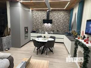 Дом 180м², 2-этажный, участок 7 сот.  