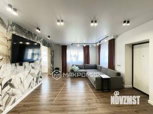 Дом 150м², 3-этажный, участок 7 сот.  