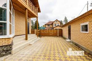 Дом 250м², 2-этажный, участок 7 сот.  