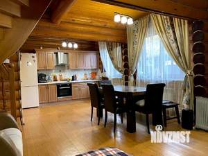 Дом 100м², 2-этажный, участок 6 сот.  