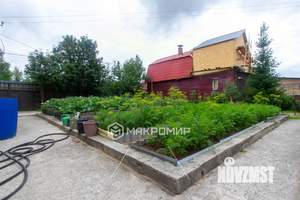 Дом 60м², 2-этажный, участок 6 сот.  