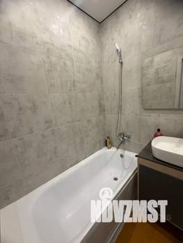 Студия квартира, посуточно, 30м2, 5/10 этаж