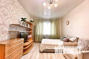 1-к квартира, посуточно, 42м2, 20/25 этаж