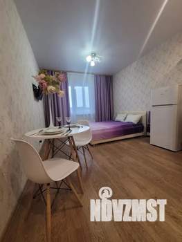 Студия квартира, посуточно, 33м2, 13/17 этаж