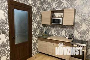 2-к квартира, посуточно, 45м2, 12/18 этаж