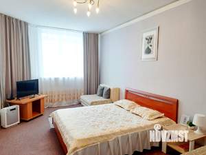 1-к квартира, посуточно, 42м2, 2/5 этаж