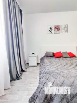 1-к квартира, посуточно, 36м2, 9/9 этаж