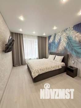 1-к квартира, посуточно, 46м2, 1/1 этаж